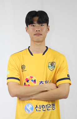23. 장건환